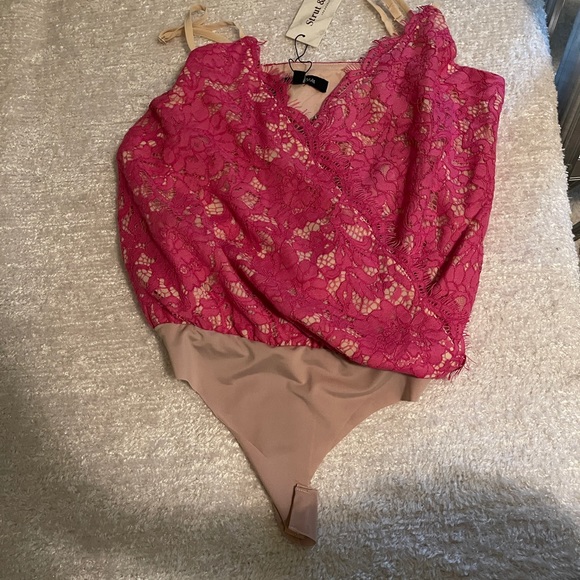 Strut & Bolt Eyelash Lace Bodysuit - Picture 3 of 7